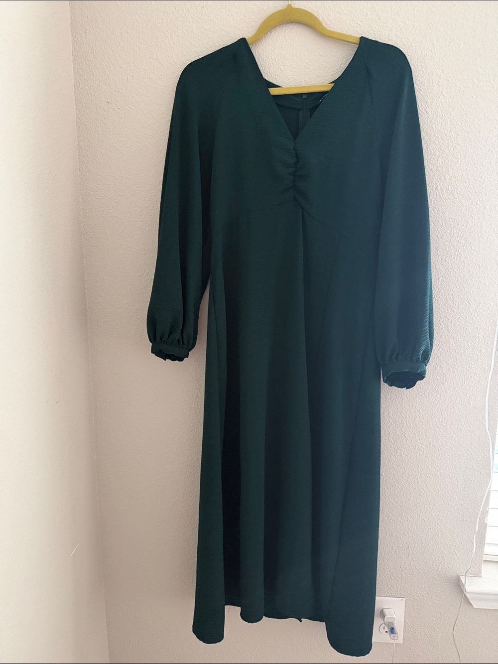 Zara Dark Green V‑Neck Maxi Dress